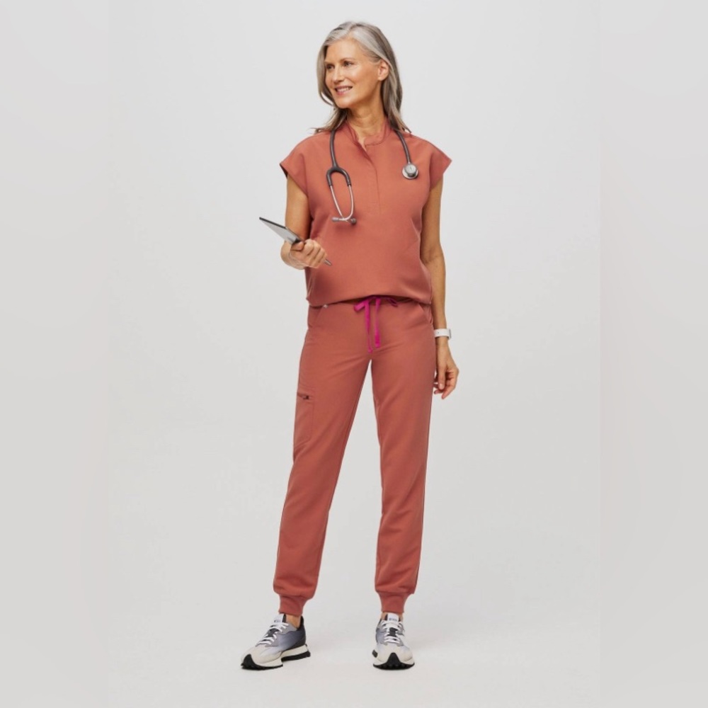 Terracotta Figs Scrub Set